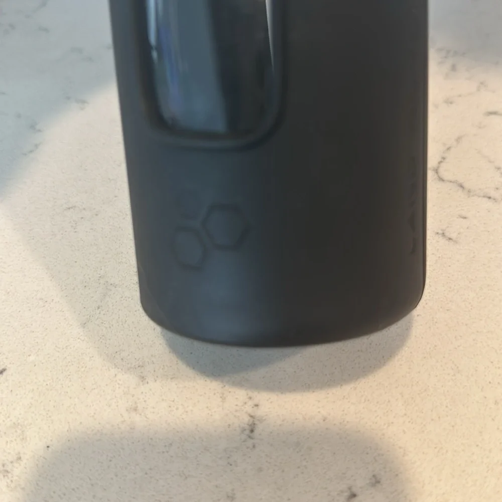 Land Rover Defender Water Bottle - Picture 3 of 9